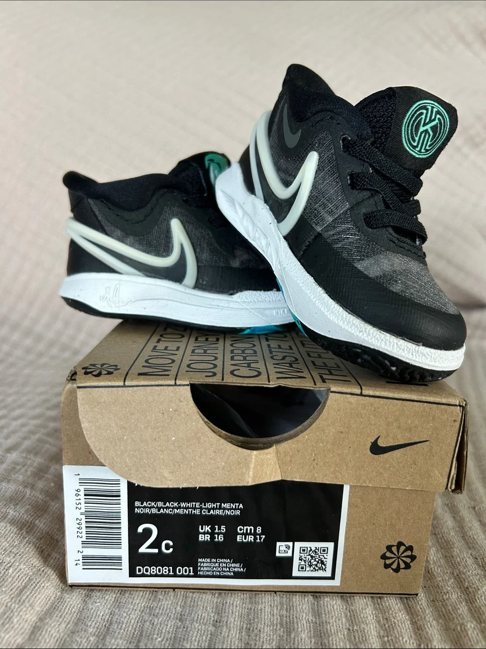 Nike Kids Kyrie Irving Kyrie 8 Orca Black and white Low-Top Sneakers